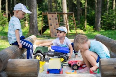The Magic of Play: Non-Verbal and Intersubjective Experience in Play